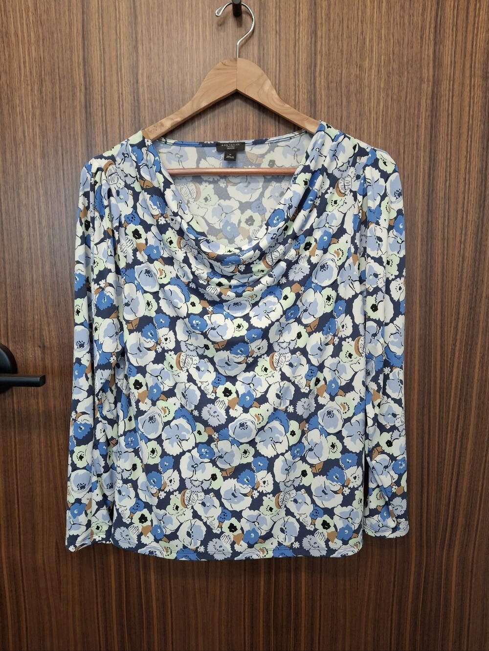 ANN TAYLOR FACTORY Floral Top SZ LP